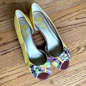 Seychelles plaid with yellow heels